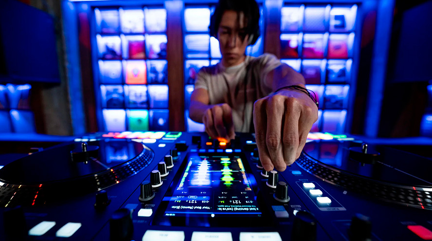 Demo exclusiva RANE SYSTEM ONE con Willy DeJota en Microfusa Madrid